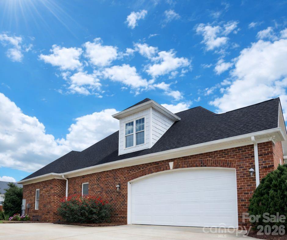 1081 Horse Rock Road Hickory, NC 28602 - Photo 3 of 30