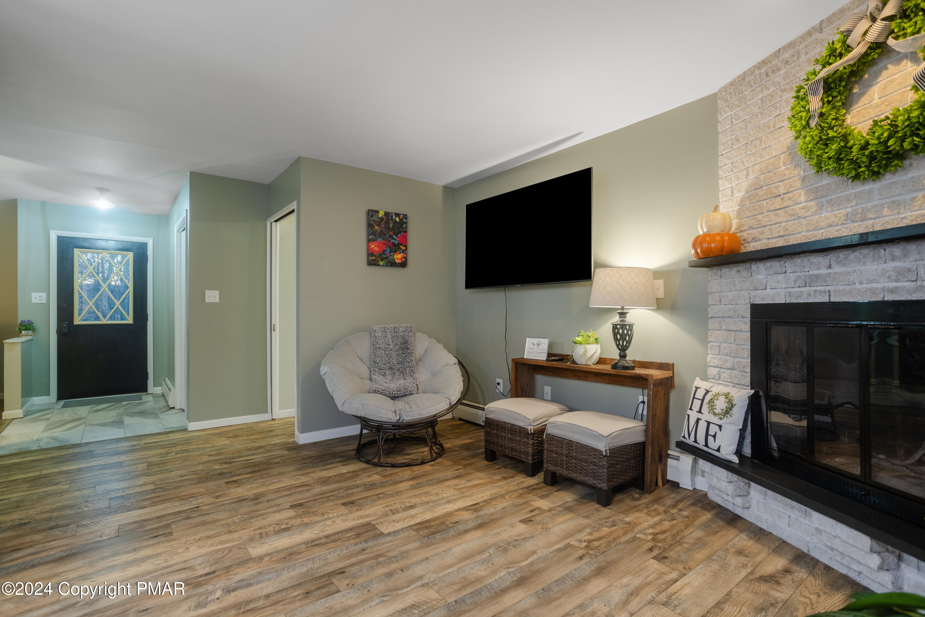6437 Crestview Road Swiftwater, PA 18370 - Photo 13 of 28 6437 Crestview Rd-27