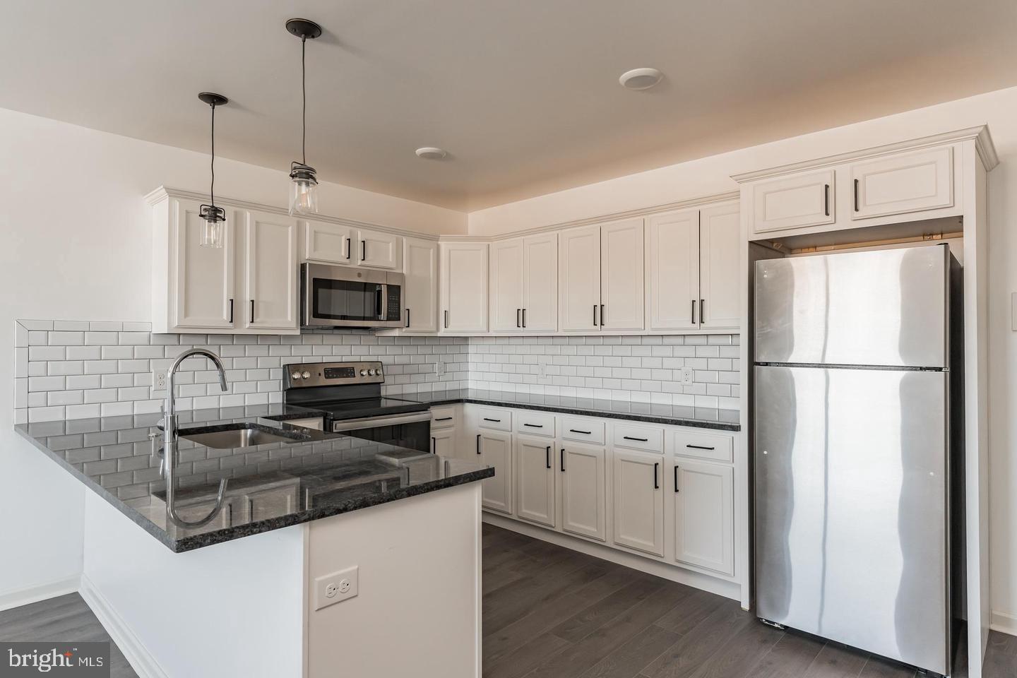 6649 Ridge Avenue, Unit B408 Philadelphia, PA 19128 - Photo 1 of 9 Gallery Image 1