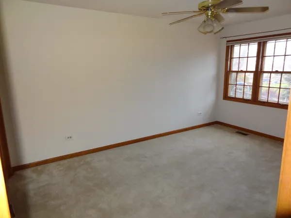 $3,990 | 2619 Modaff Road, Naperville, IL 60565