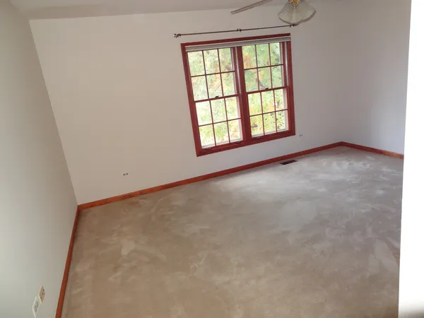 $3,990 | 2619 Modaff Road, Naperville, IL 60565