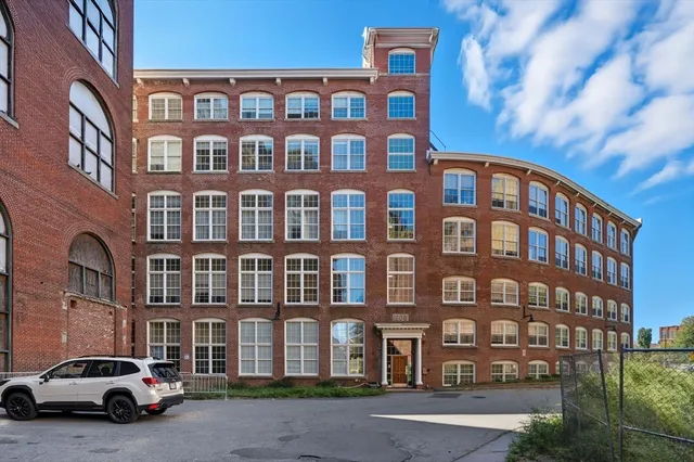 $250,000 | 200 Market Street, Unit 3002, Lowell, MA 01852