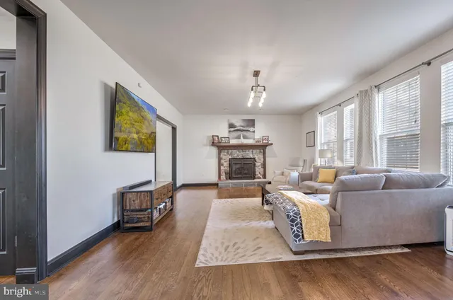 $799,000 | 9193 Crescent Lane, La Plata, MD 20646