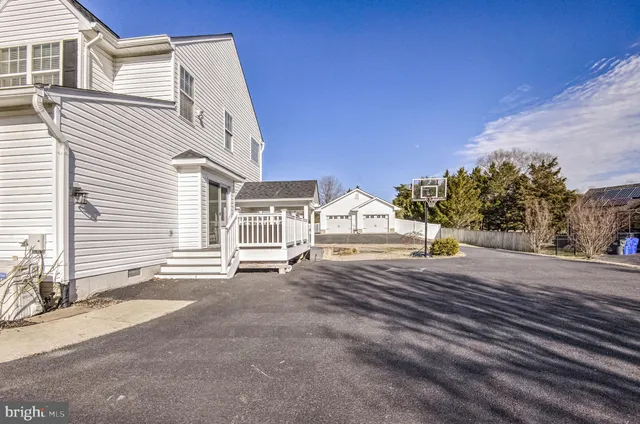 $799,000 | 9193 Crescent Lane, La Plata, MD 20646