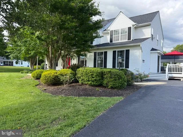 $799,000 | 9193 Crescent Lane, La Plata, MD 20646
