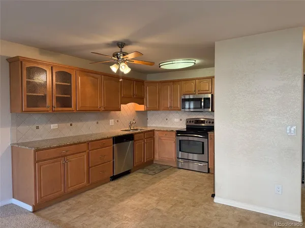 $1,700 | 9625 Center Avenue, Unit 5A, Denver, CO 80247