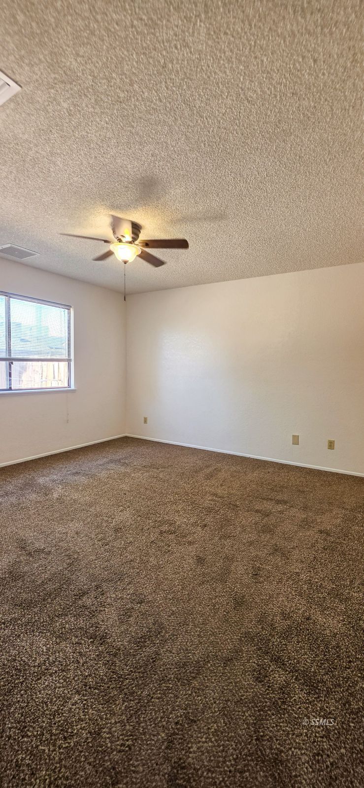 924 Kinnett Avenue Ridgecrest, CA 93555 - Photo 11 of 14