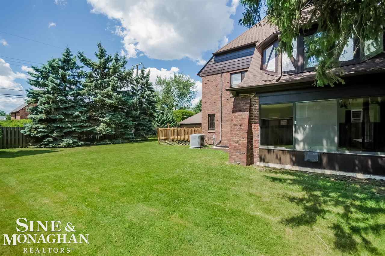 1035 Bishop Road Grosse Pointe Park, MI 48230 - Photo 51 of 62