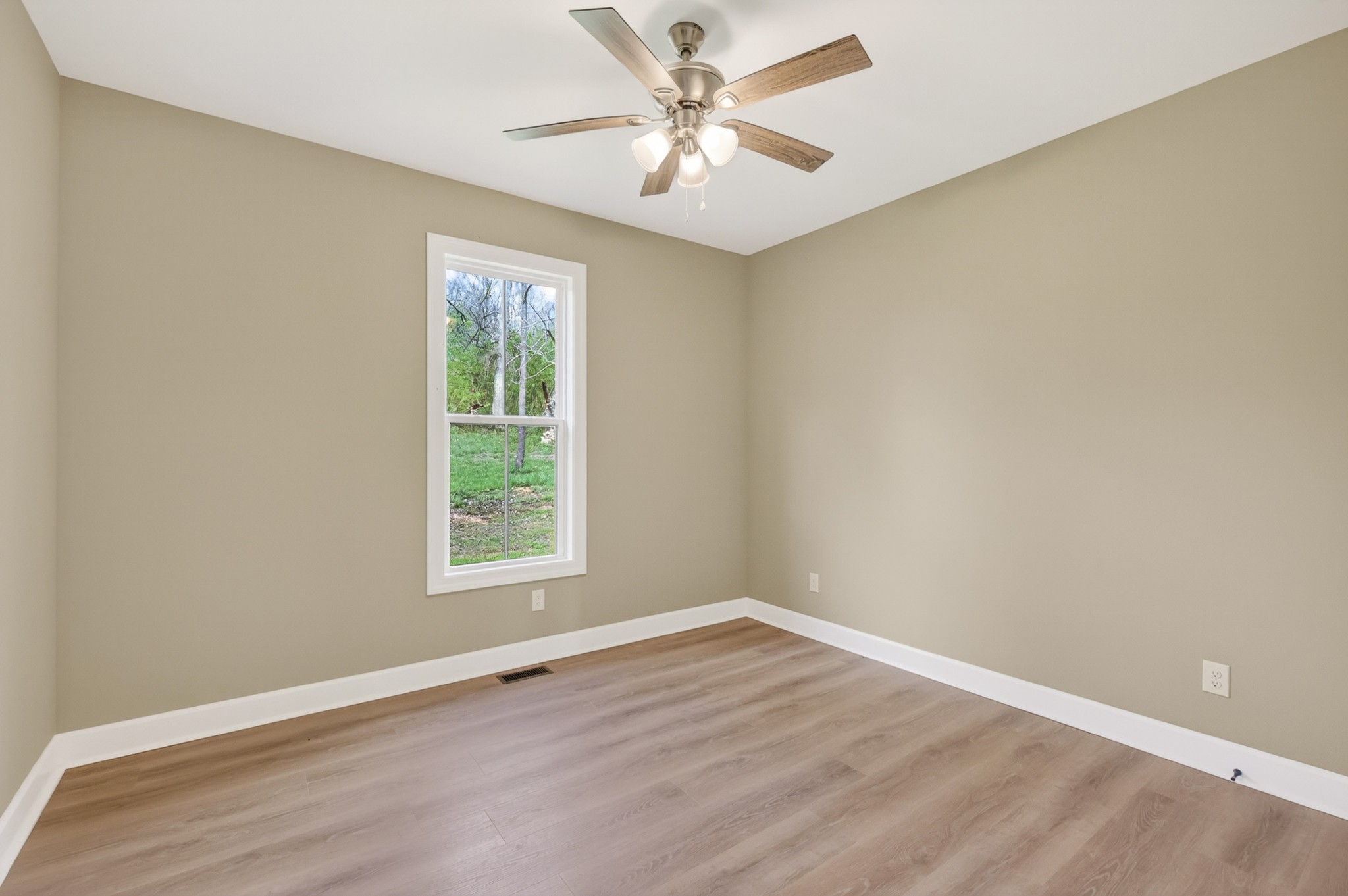 8415 West Sheepneck Road Mount Pleasant, TN 38474 - Photo 28 of 40