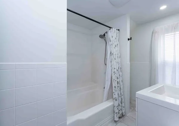 $529,900 | 6 Monroe Court, Gloucester, MA 01930