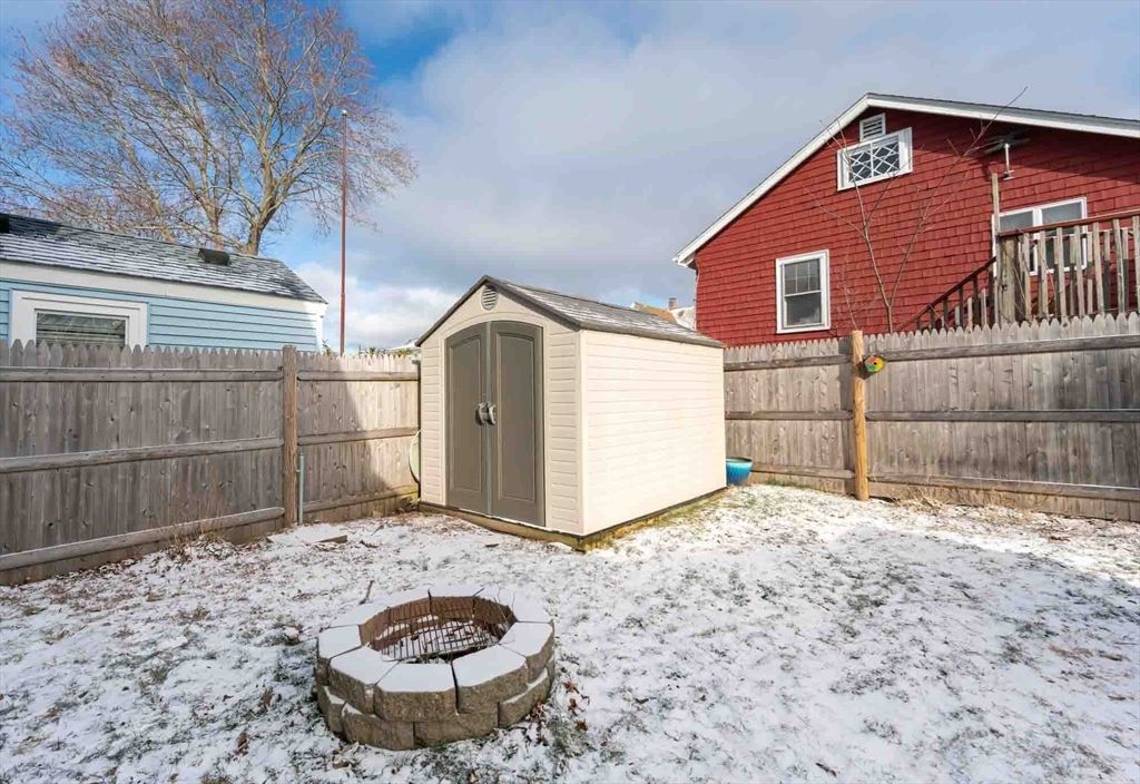 6 Monroe Court Gloucester, MA 01930 - Photo 32 of 41 a backyard of a house