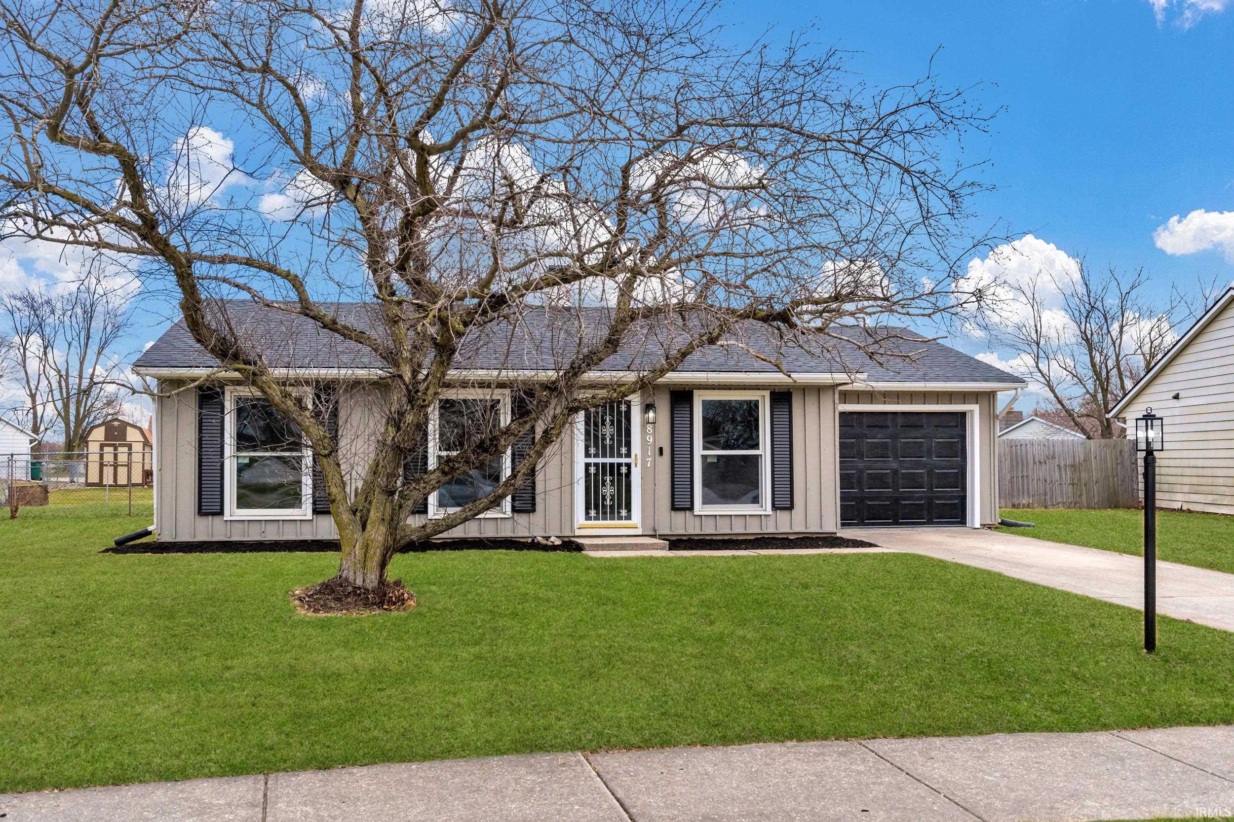 8917 Hemphill Drive Fort Wayne, IN 46819 - Photo 1 of 36