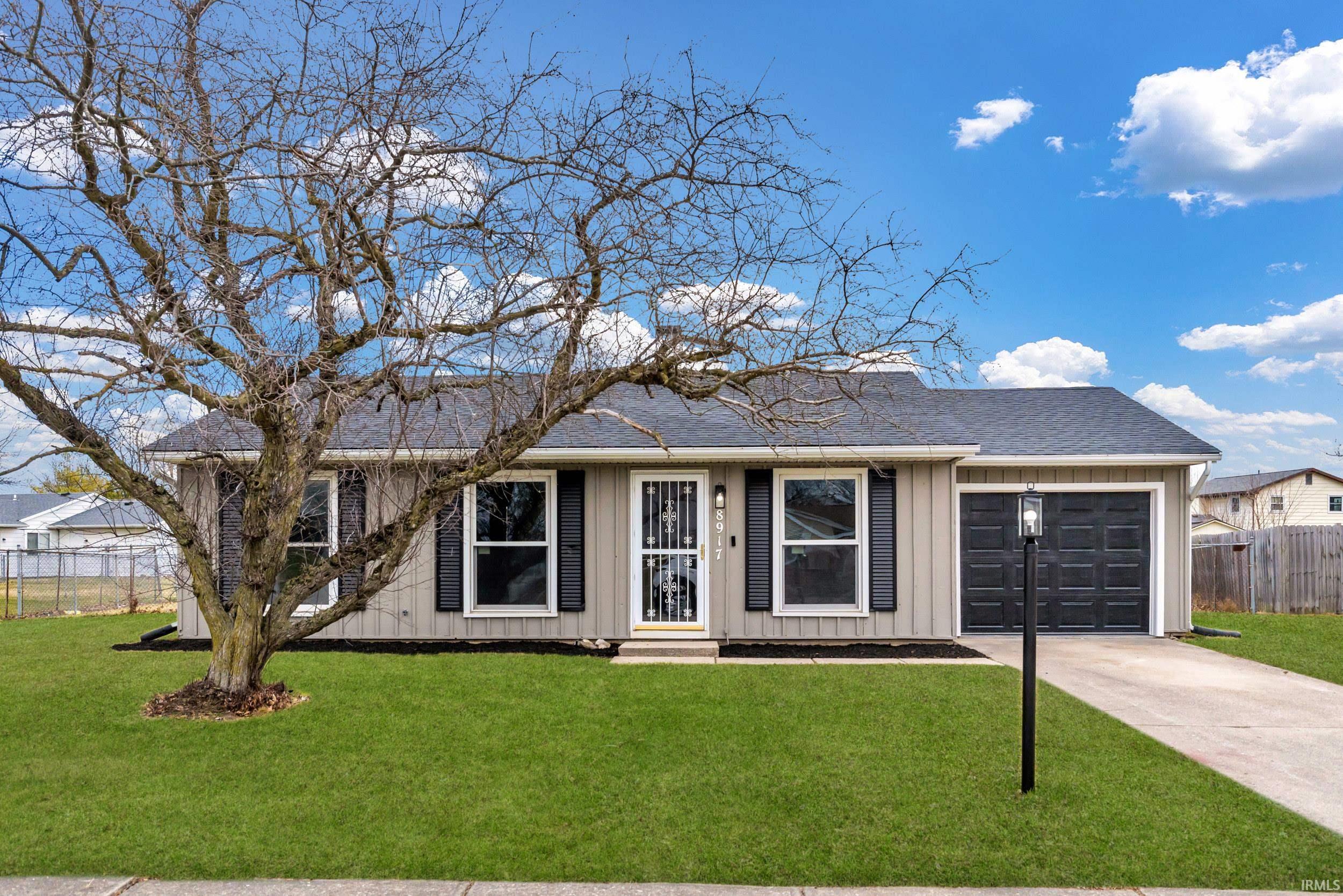8917 Hemphill Drive Fort Wayne, IN 46819 - Photo 2 of 36