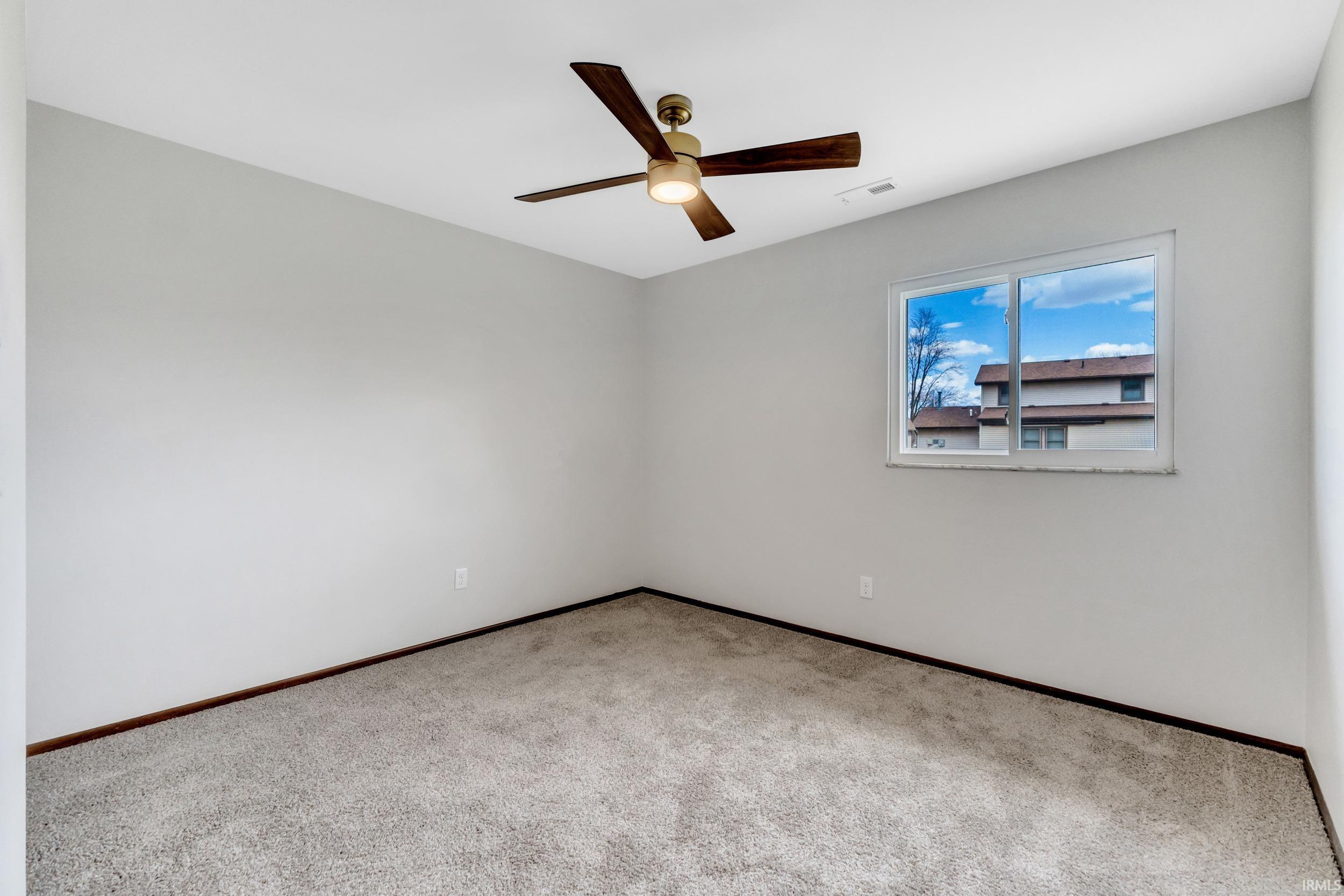 8917 Hemphill Drive Fort Wayne, IN 46819 - Photo 26 of 36