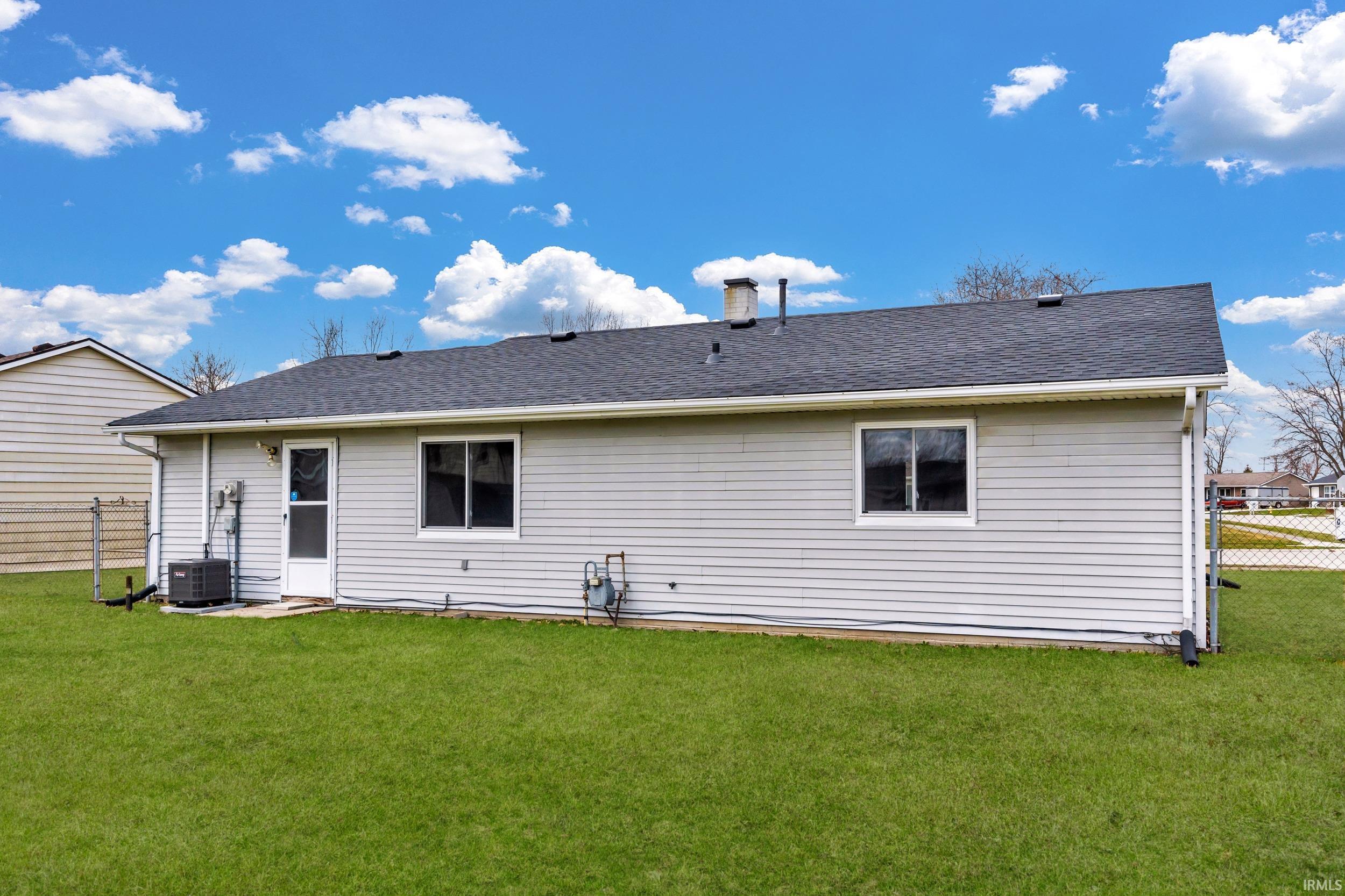 8917 Hemphill Drive Fort Wayne, IN 46819 - Photo 36 of 36