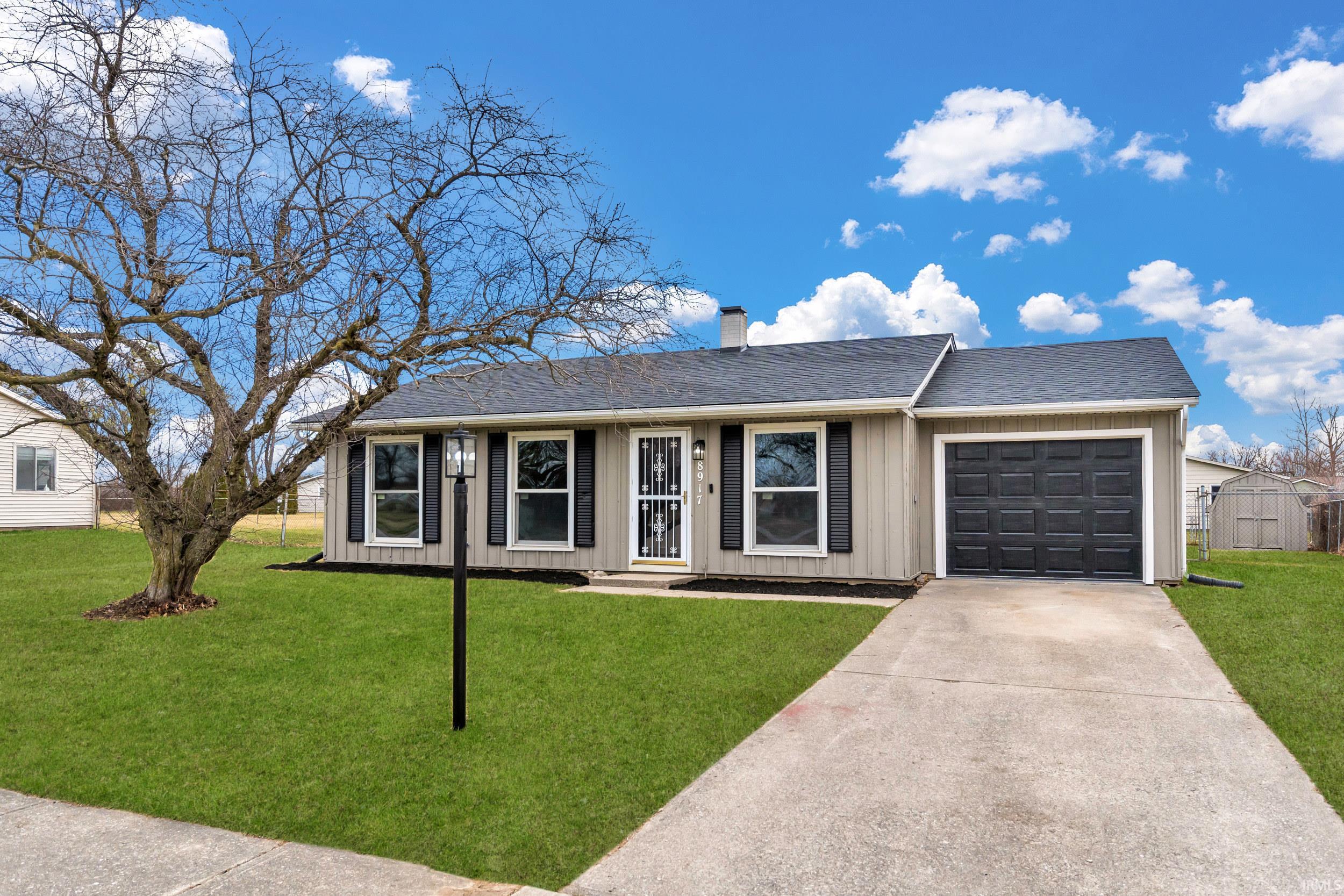 8917 Hemphill Drive Fort Wayne, IN 46819 - Photo 5 of 36