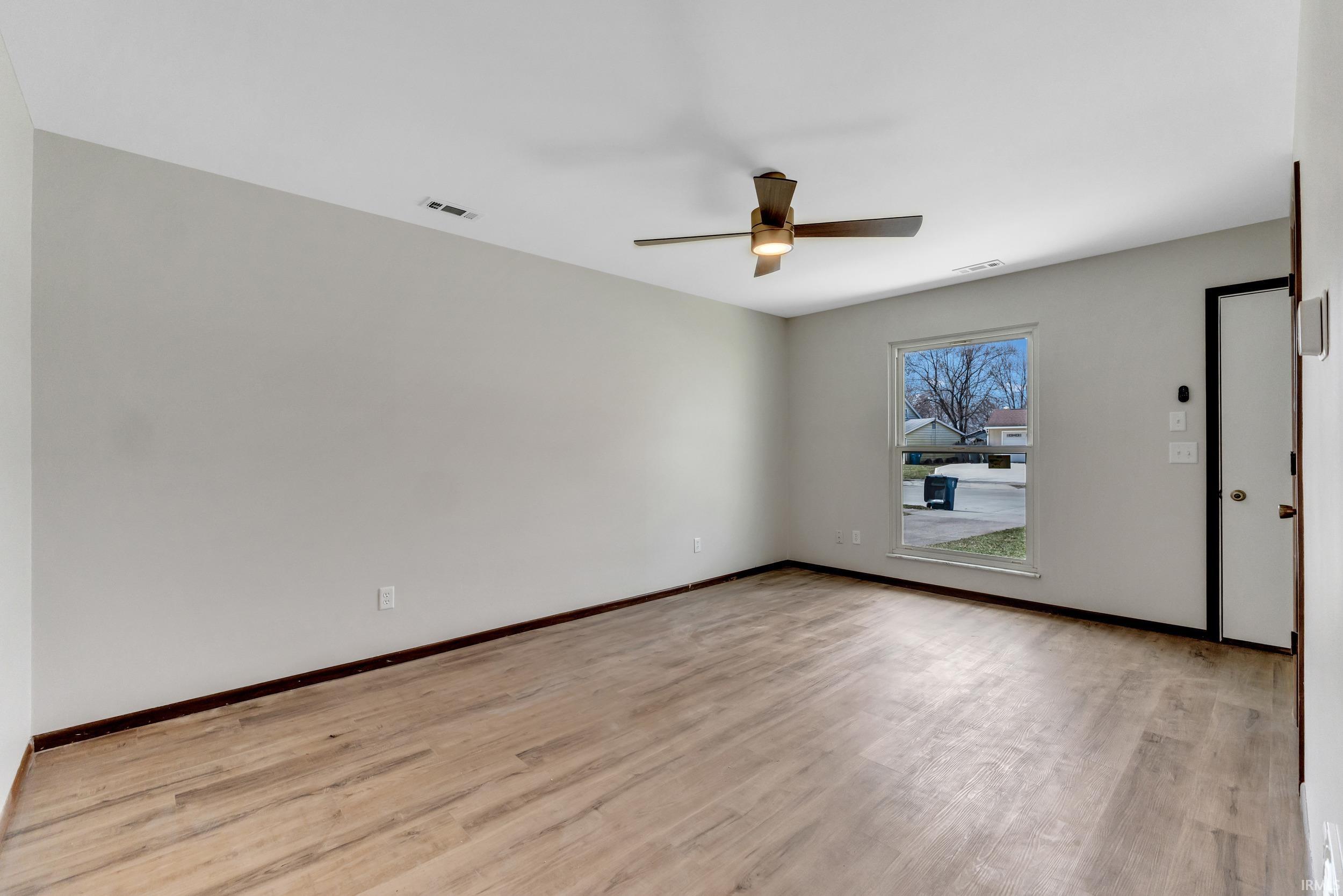 8917 Hemphill Drive Fort Wayne, IN 46819 - Photo 9 of 36