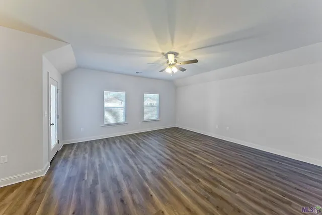 $1,985 | 8041 Hendrick Drive, Baton Rouge, LA 70817