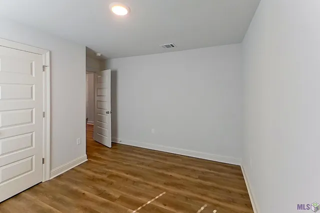 $1,985 | 8041 Hendrick Drive, Baton Rouge, LA 70817