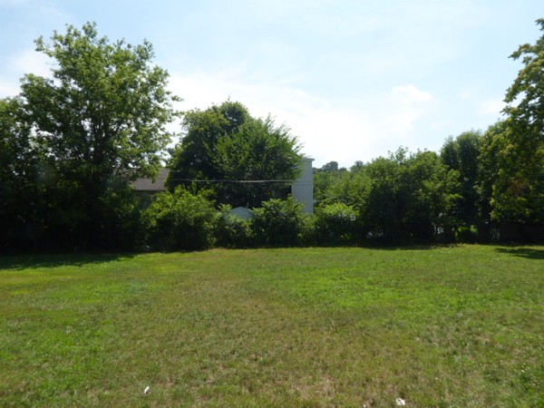 489 Hancock Street Springfield, MA 01105 - Photo 7 of 8