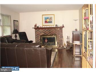 801 Golf Drive Warrington, PA 18976 - Photo 6 of 8