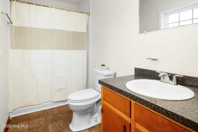 $220,000 | 140 Chinchilla Drive, Bayboro, NC 28515