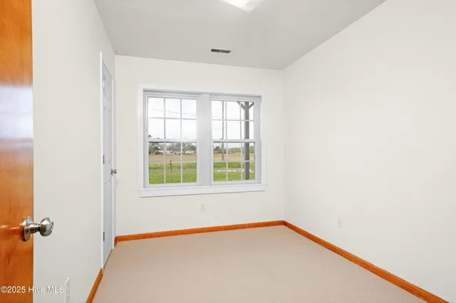 $220,000 | 140 Chinchilla Drive, Bayboro, NC 28515