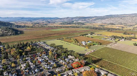 $1,295,000 | 5 Forrester Lane, Yountville, CA 94599