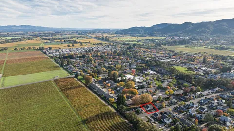 $1,295,000 | 5 Forrester Lane, Yountville, CA 94599