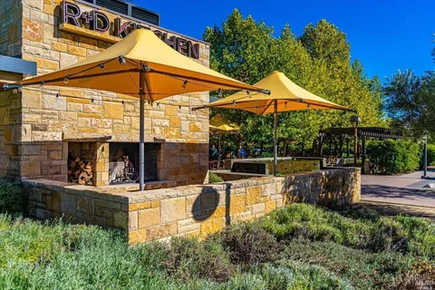 $1,295,000 | 5 Forrester Lane, Yountville, CA 94599