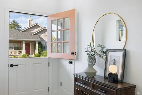 $1,295,000 | 5 Forrester Lane, Yountville, CA 94599