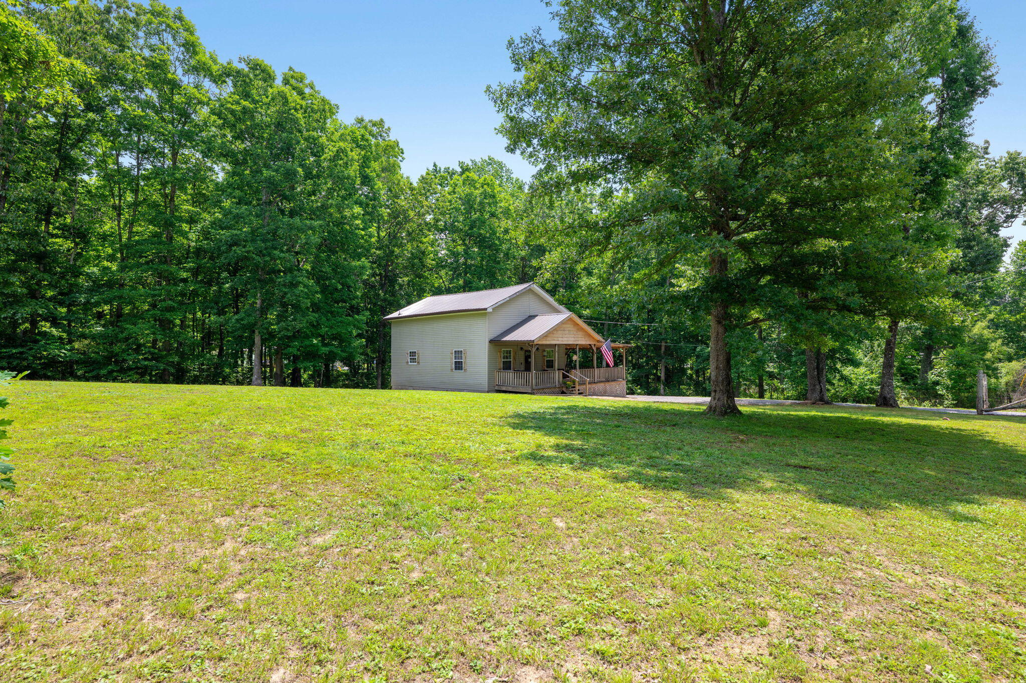 163 Thompson Road Dunlap, TN 37327 - Photo 6 of 38 6-web-or-mls-DSC_6843