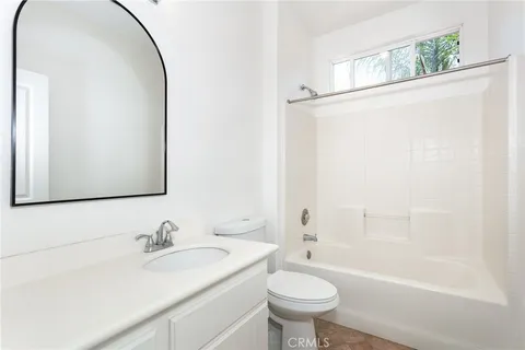 $1,580,000 | 38 Eaglecreek, Irvine, CA 92618