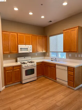 $3,100 | 227 Carter Place, Brentwood, CA 94513