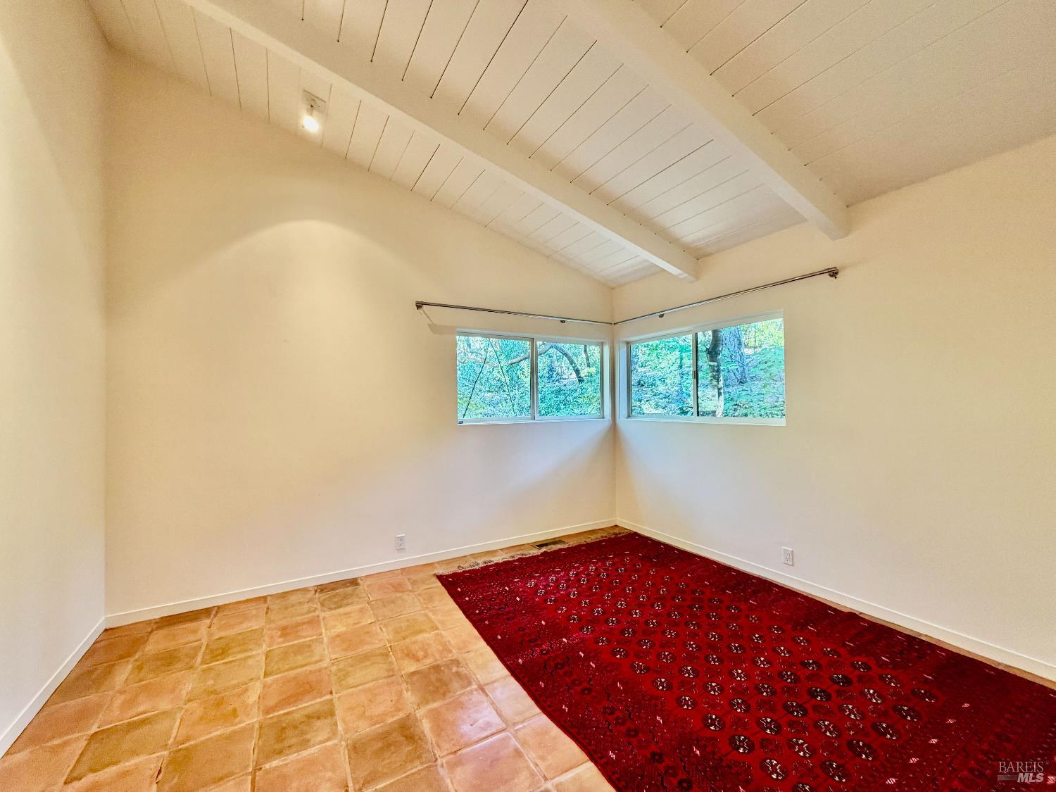 321 Dutch Henry Canyon Road Calistoga, CA 94515 - Photo 19 of 50 a view of an empty room