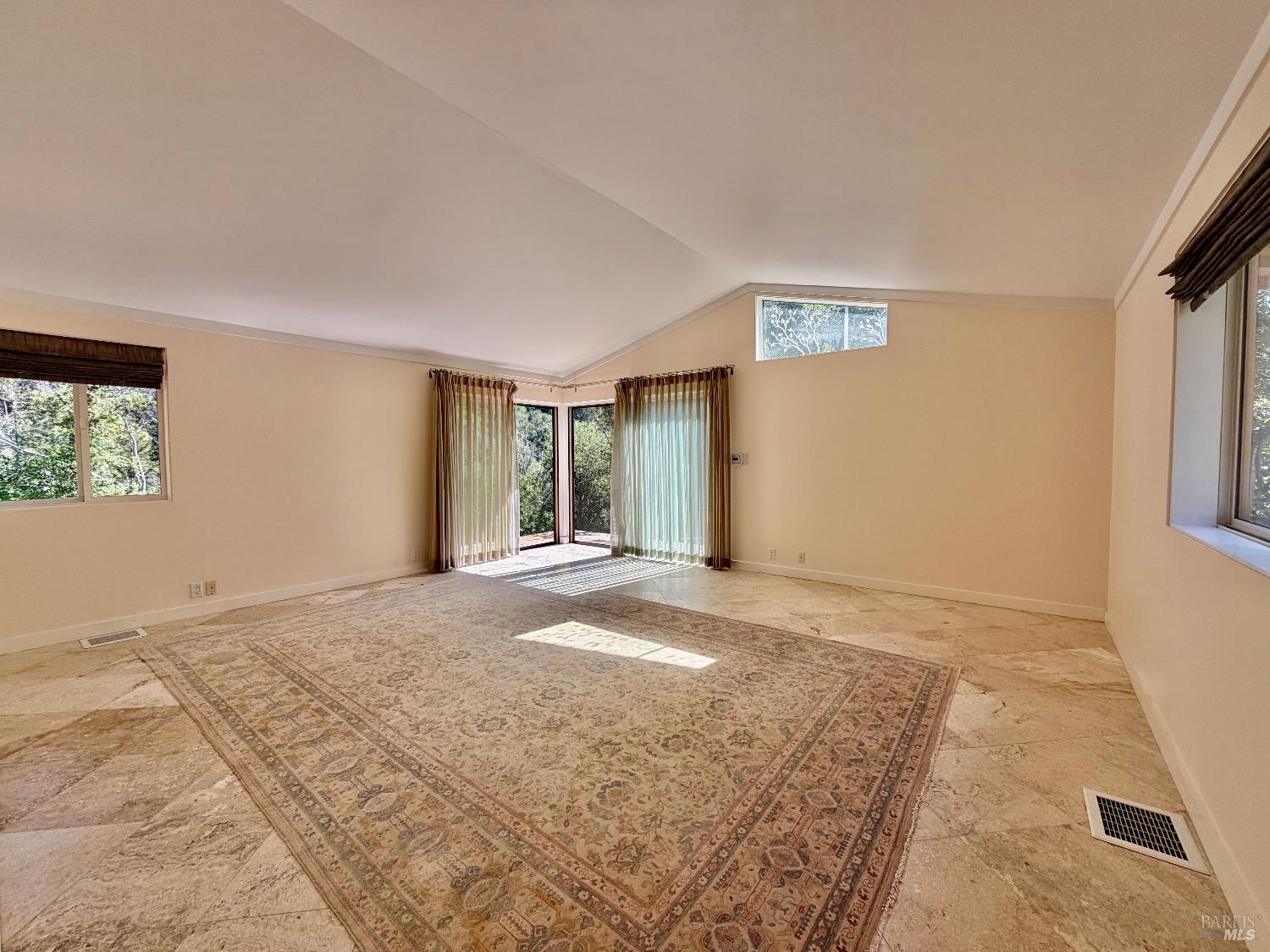321 Dutch Henry Canyon Road Calistoga, CA 94515 - Photo 26 of 50 a view of an empty room with a window