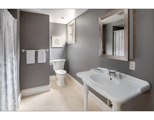 5 Fernway Winchester, MA 01890 - Photo 14 of 36