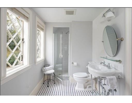 5 Fernway Winchester, MA 01890 - Photo 16 of 36