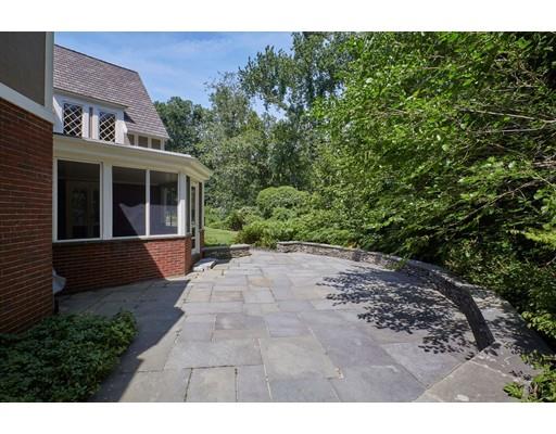 5 Fernway Winchester, MA 01890 - Photo 28 of 36