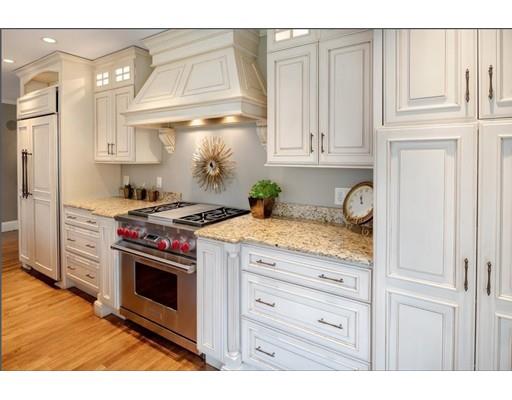 5 Fernway Winchester, MA 01890 - Photo 4 of 36