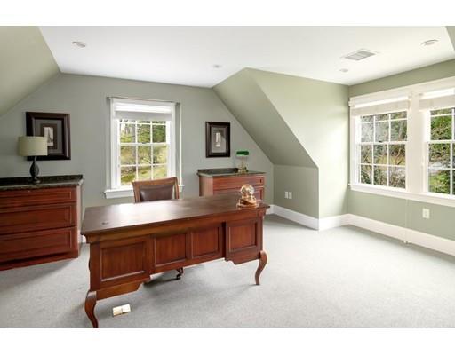 5 Fernway Winchester, MA 01890 - Photo 10 of 36