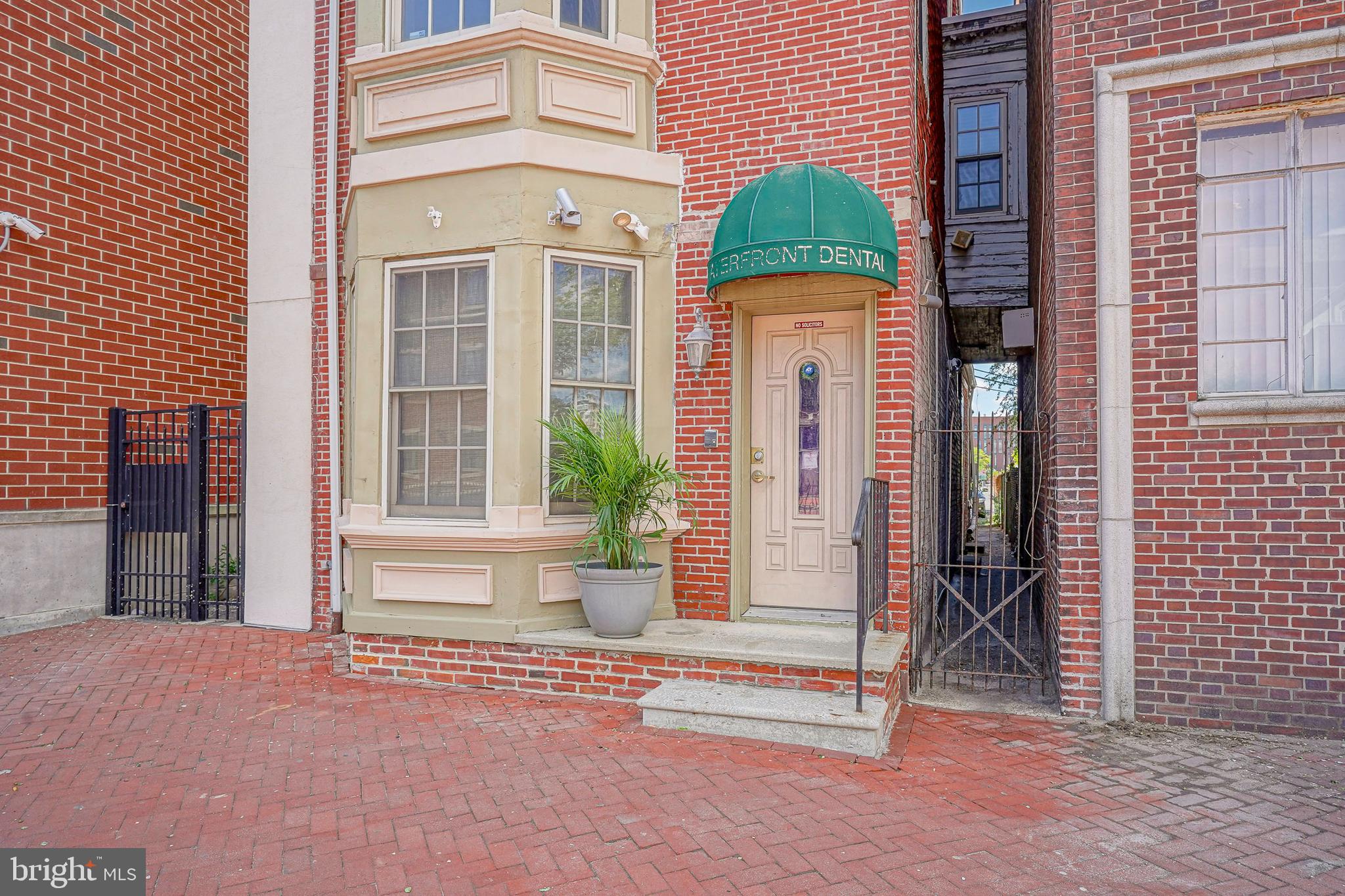 526 Cooper Street Camden, NJ 08102 - Photo 1 of 37