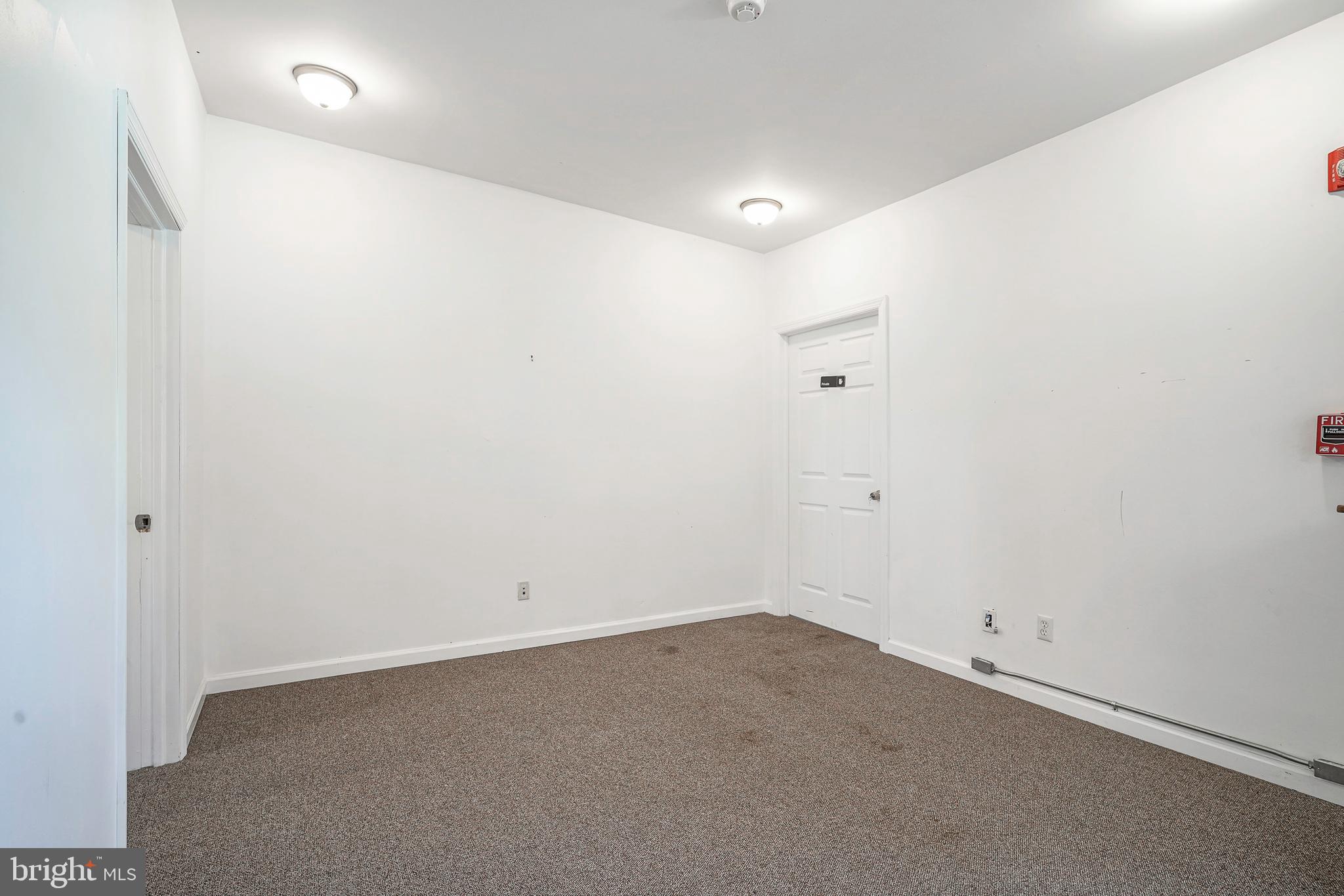 526 Cooper Street Camden, NJ 08102 - Photo 27 of 37