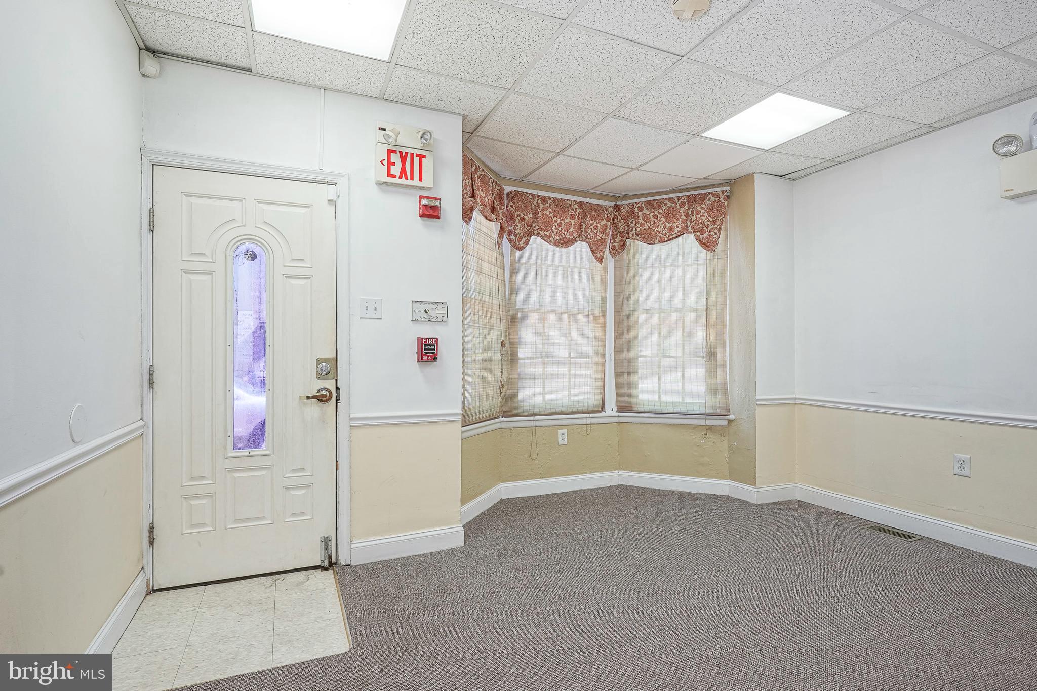 526 Cooper Street Camden, NJ 08102 - Photo 7 of 37