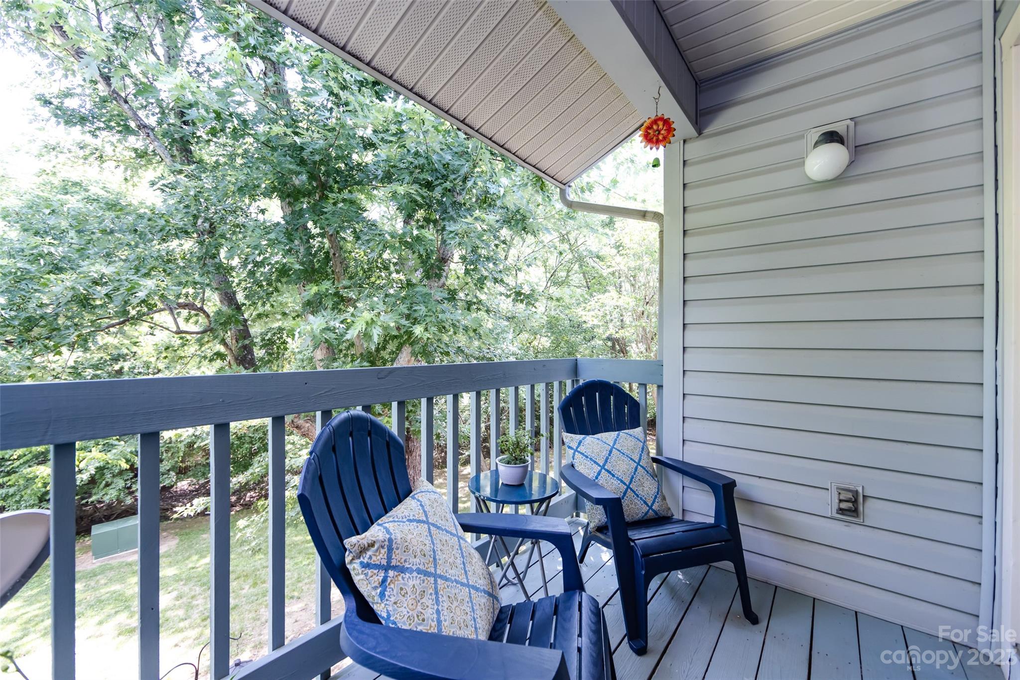 11114 Harrowfield Road Charlotte, NC 28226 - Photo 11 of 25 a view of a two chairs in the balcony
