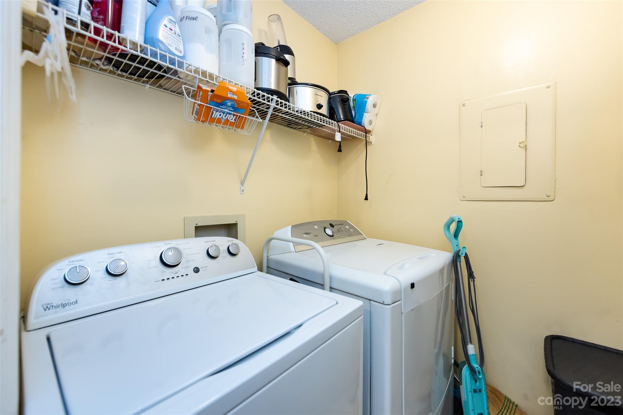 11114 Harrowfield Road Charlotte, NC 28226 - Photo 18 of 25 a utility room with dryer and washer
