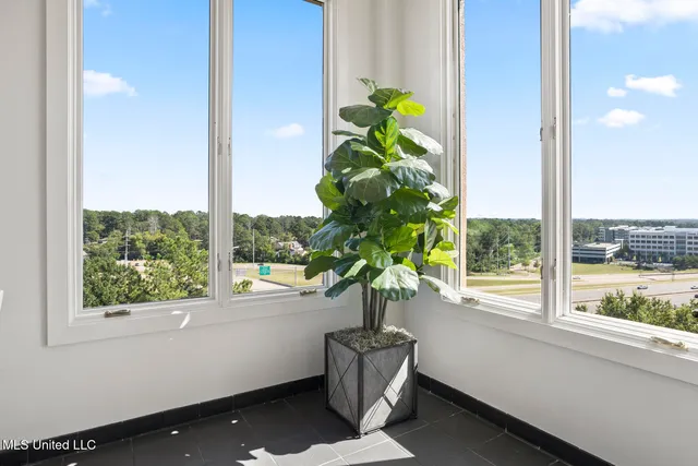 $550,000 | 1200 Meadowbrook Road, Unit 49, Jackson, MS 39206