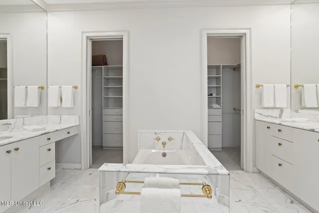 $550,000 | 1200 Meadowbrook Road, Unit 49, Jackson, MS 39206