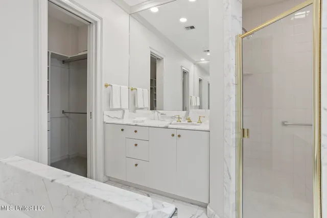 $550,000 | 1200 Meadowbrook Road, Unit 49, Jackson, MS 39206