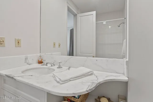 $550,000 | 1200 Meadowbrook Road, Unit 49, Jackson, MS 39206